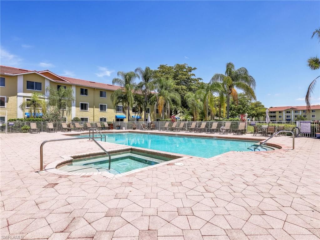 8284 Key Royal CIR 1331-25