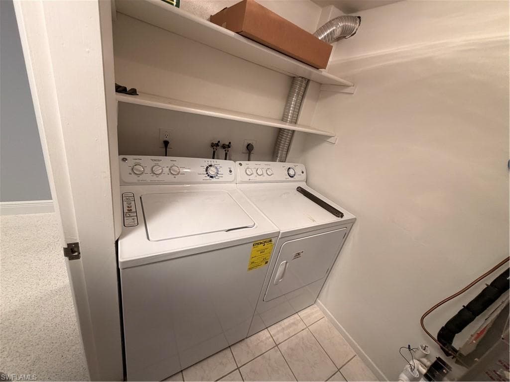4202 SE 4th PL 3-37