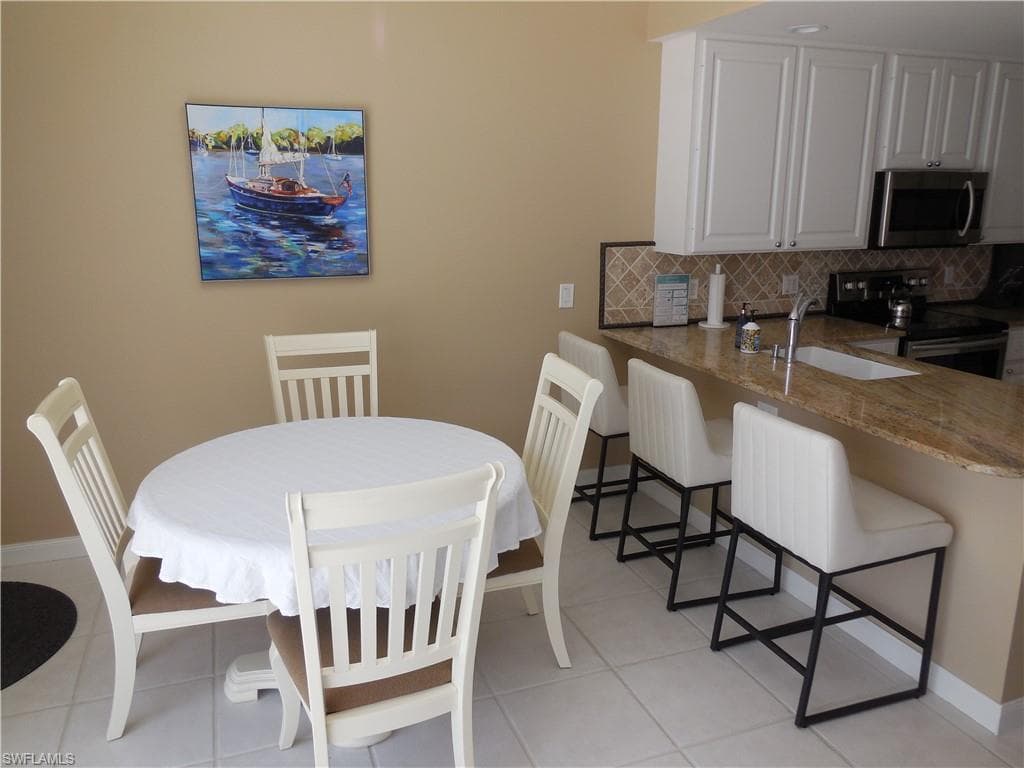 6069 Islandwalk BLVD-6