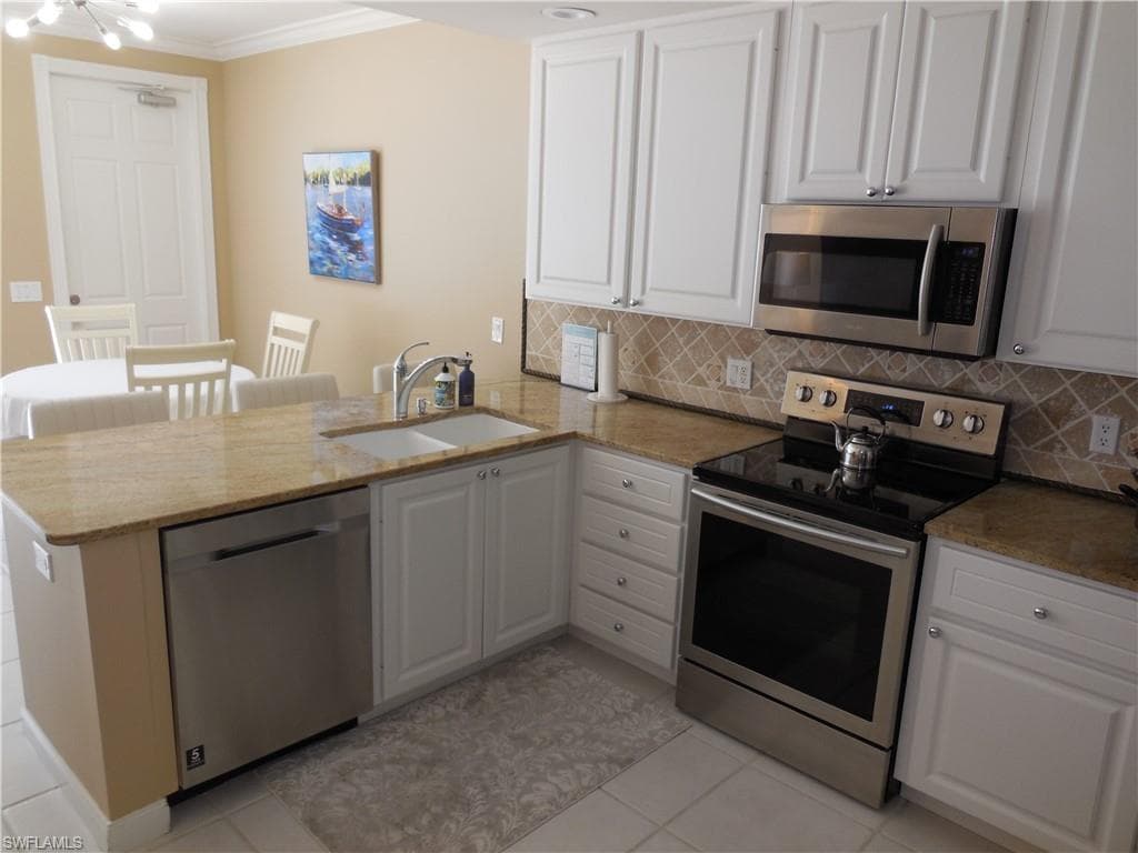 6069 Islandwalk BLVD-3