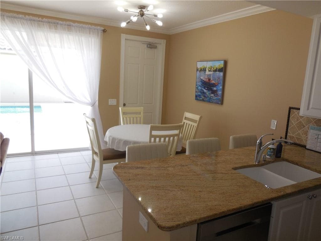 6069 Islandwalk BLVD-5