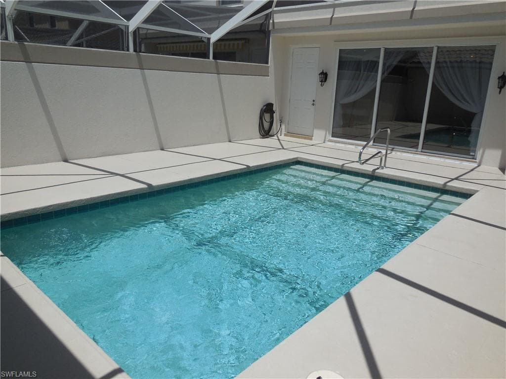 6069 Islandwalk BLVD-33