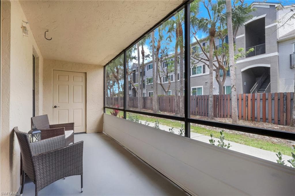 5307 Summerlin RD 708-21