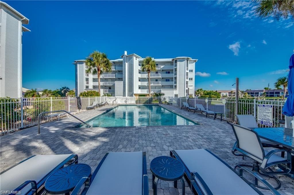4541 Bay Beach LN 341-3