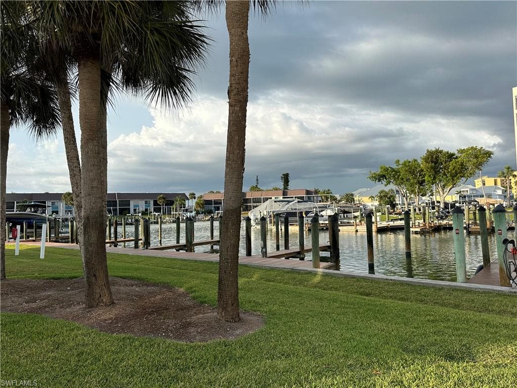 4541 Bay Beach LN 341-35