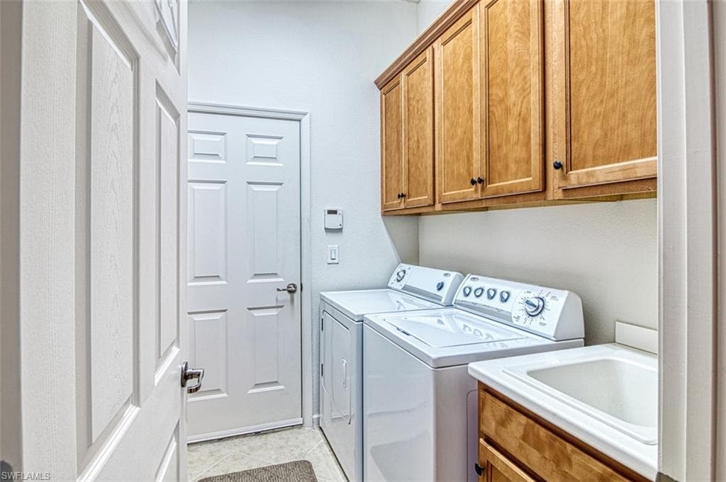 3460 Lakeview Isle CT-32