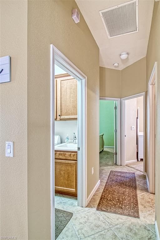 3460 Lakeview Isle CT-30