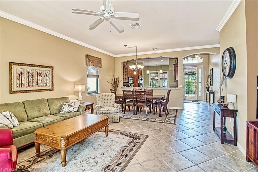 3460 Lakeview Isle CT-15