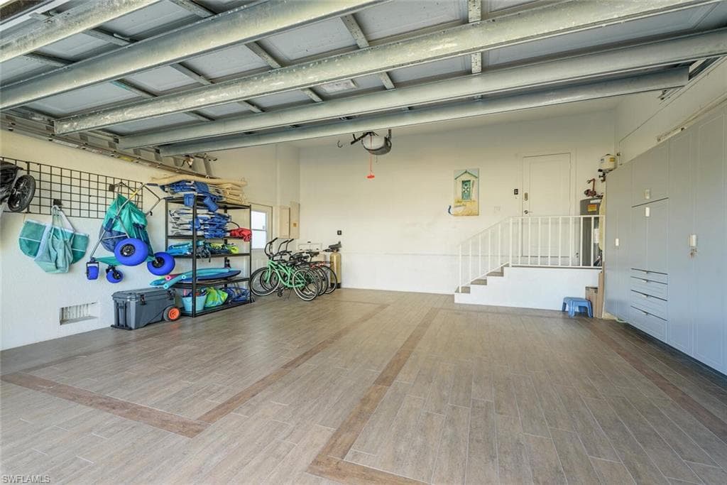 452 Willet AVE-23