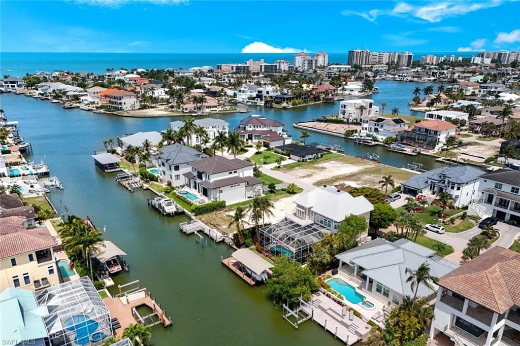 452 Willet AVE-28