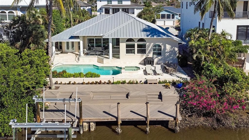 452 Willet AVE-20