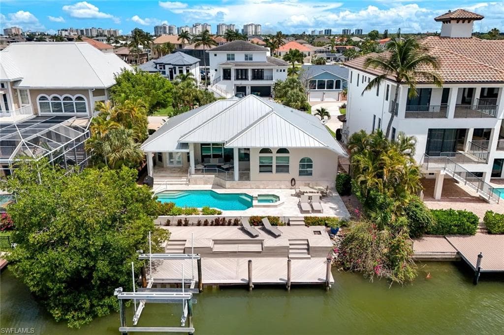 452 Willet AVE-21