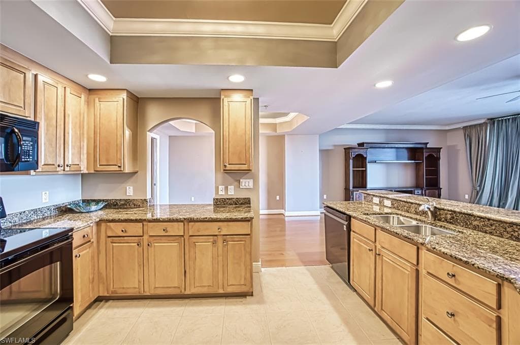 2090 W 1st ST G1607-22