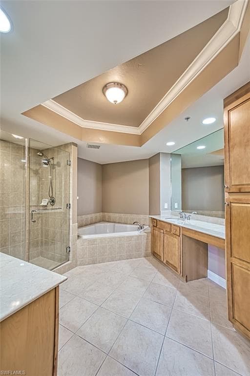 2090 W 1st ST G1607-32