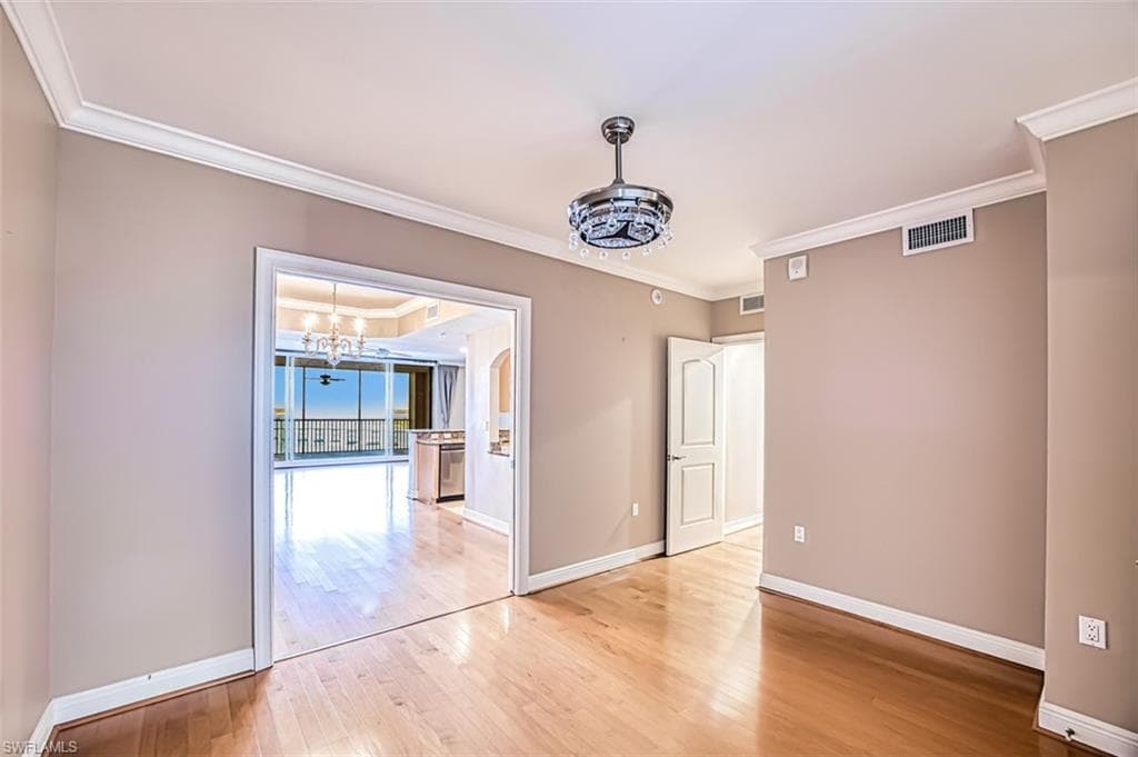 2090 W 1st ST G1607-28