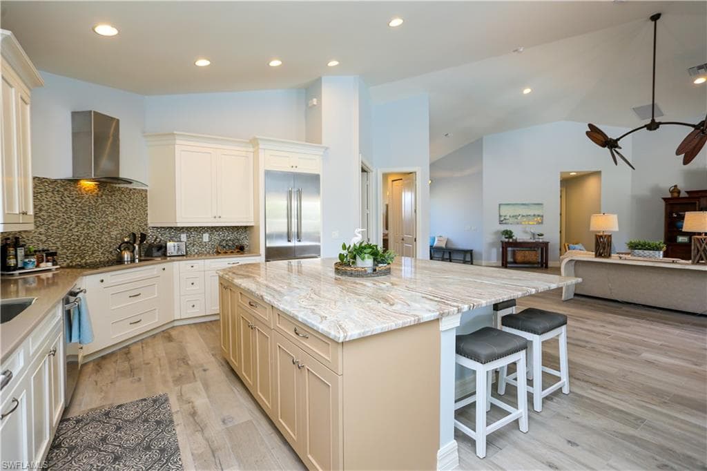 1480 Curlew AVE-25