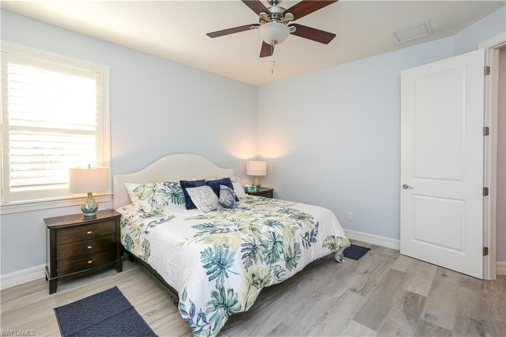 1480 Curlew AVE-3