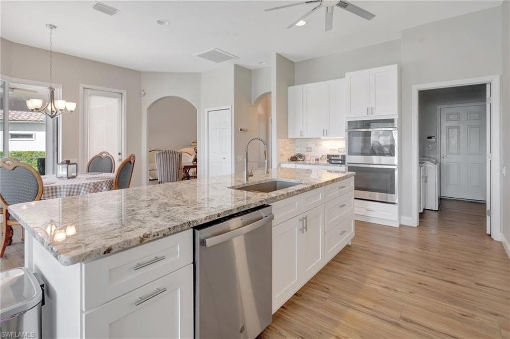 16112 Edgemont DR-13