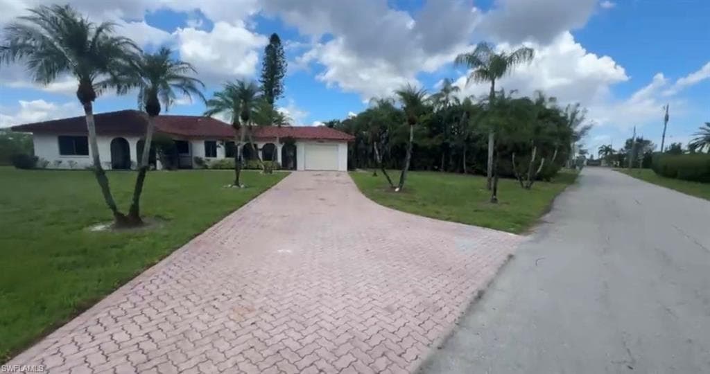 24898 Trost BLVD-11