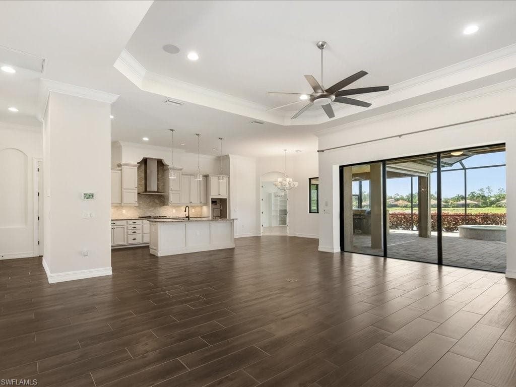 1546 Mockingbird DR-12