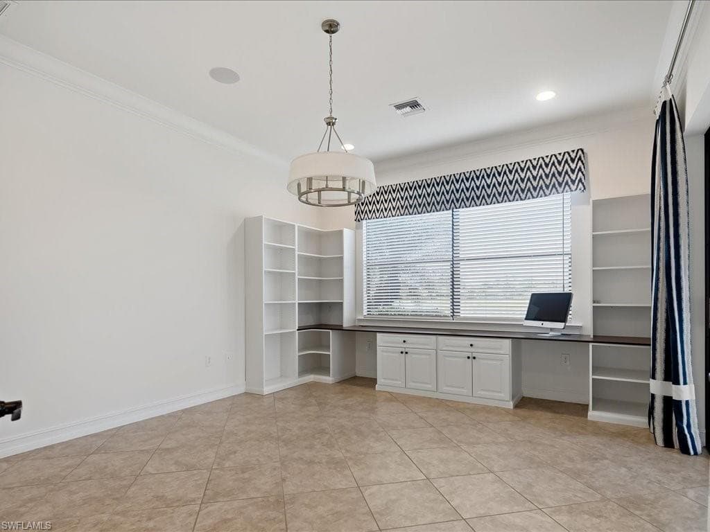1546 Mockingbird DR-18