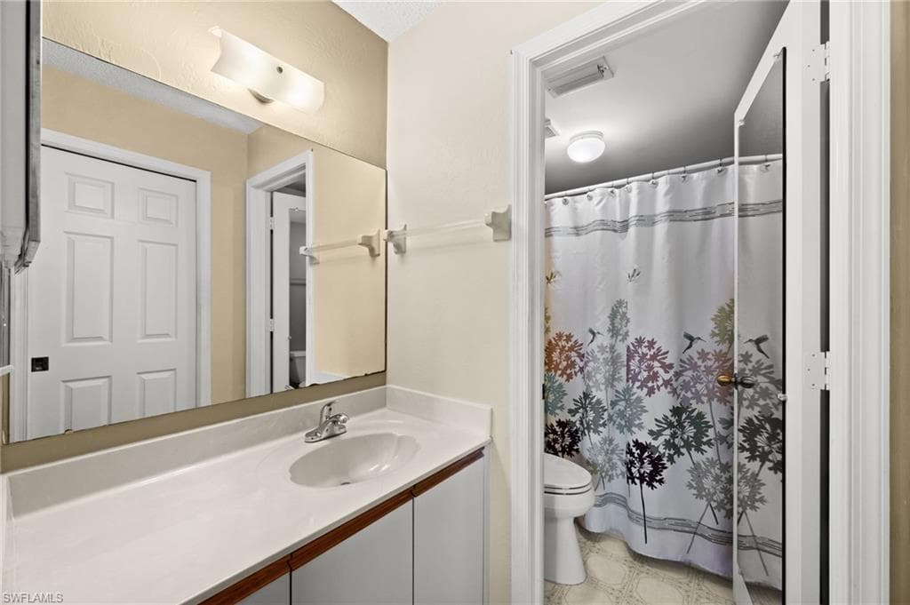 5784 Deauville CIR B103-13