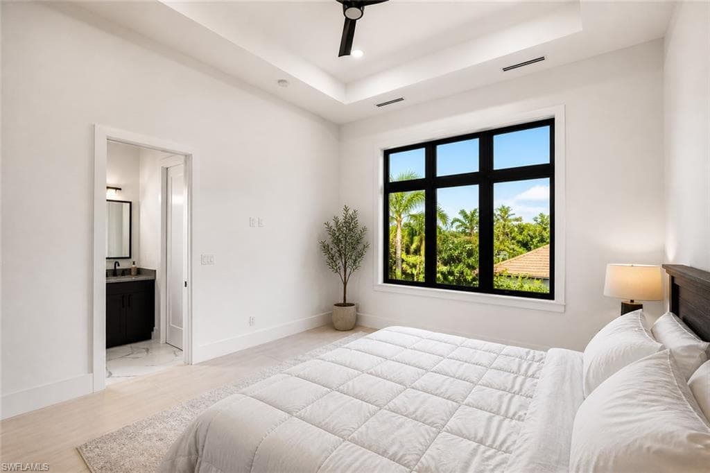 27148 Serrano WAY-37