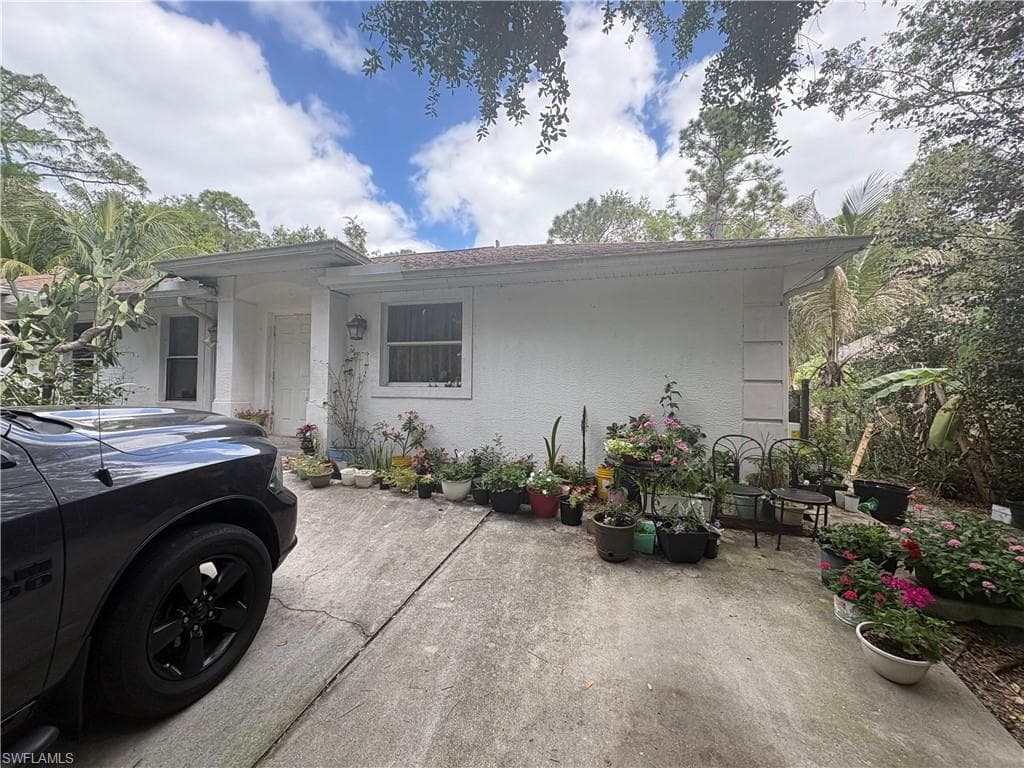 3123 Pine Tree DR-3