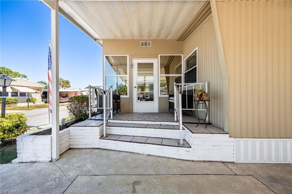 356 Nicklaus BLVD-4