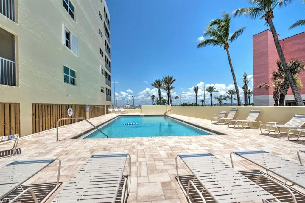 100 Estero BLVD 332-17