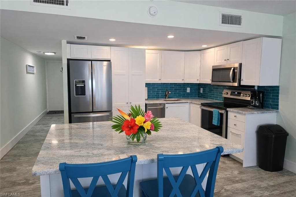 100 Estero BLVD 332-5
