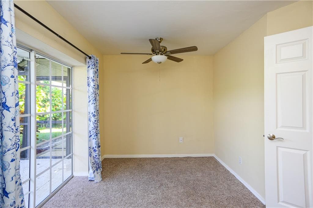 1040 Moon Lake DR-13