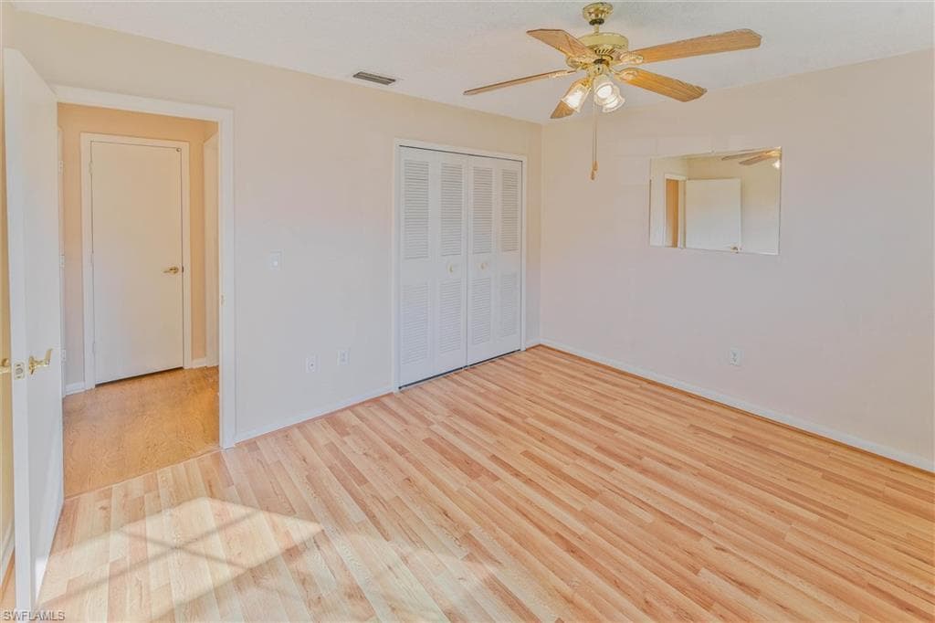 7008 Cedarhurst DR-23