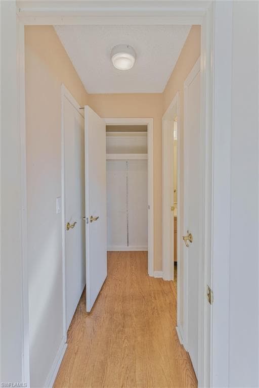 7008 Cedarhurst DR-24