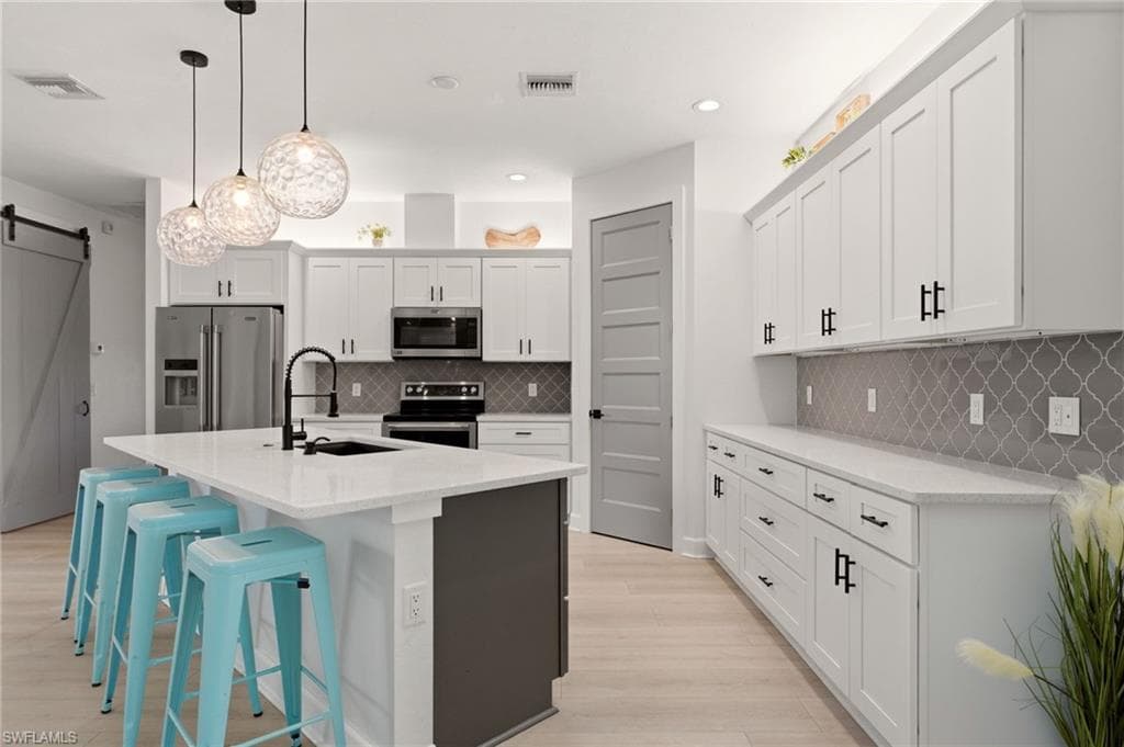 22833 Yellow Button LN-4