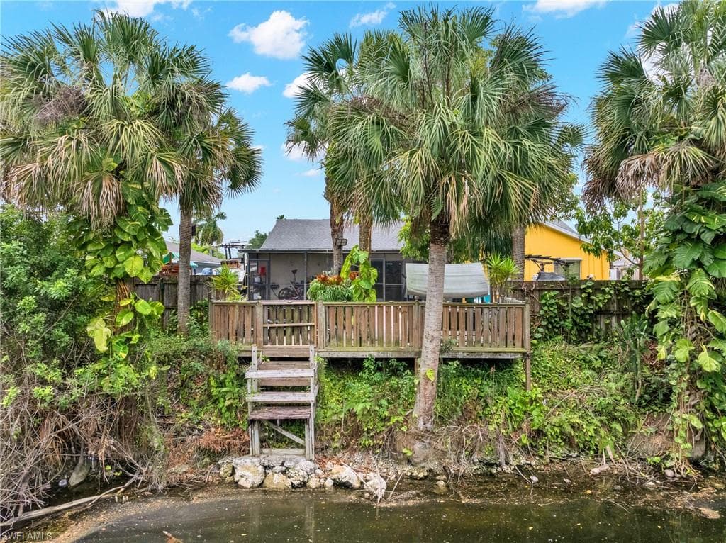 4587 25th CT SW-13