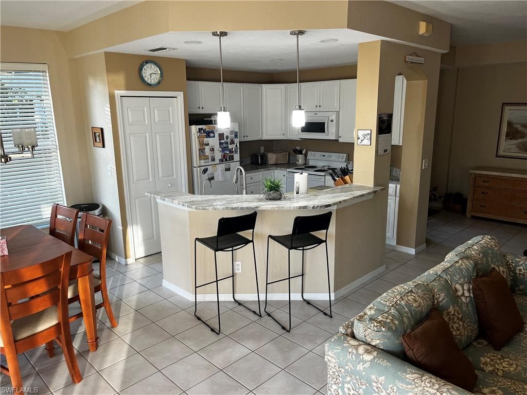22954 Lone Oak DR-27