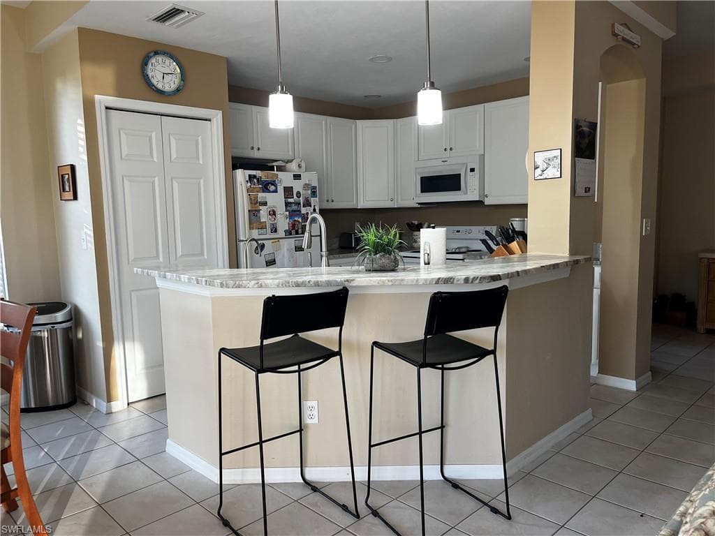 22954 Lone Oak DR-28