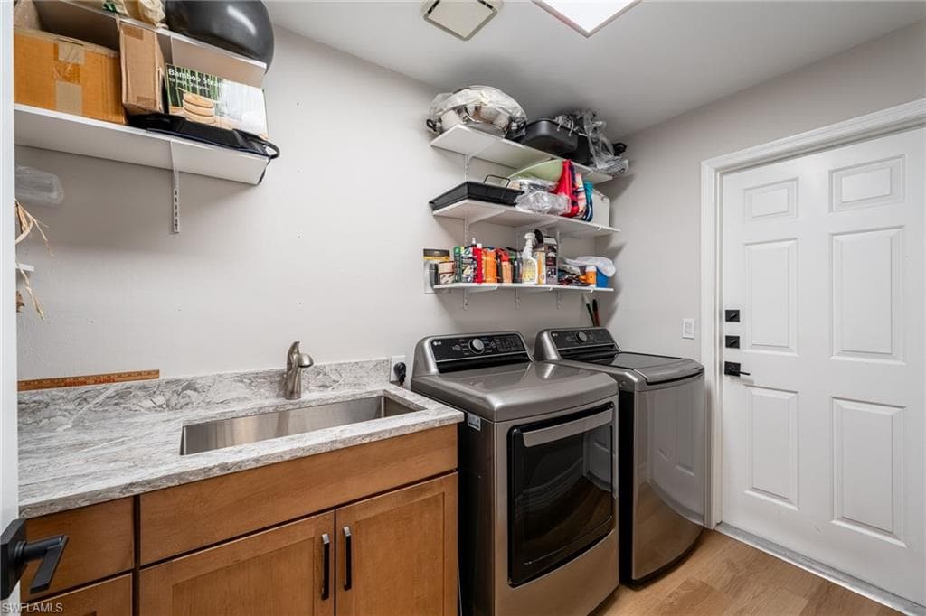 16986 Timberlakes DR-23