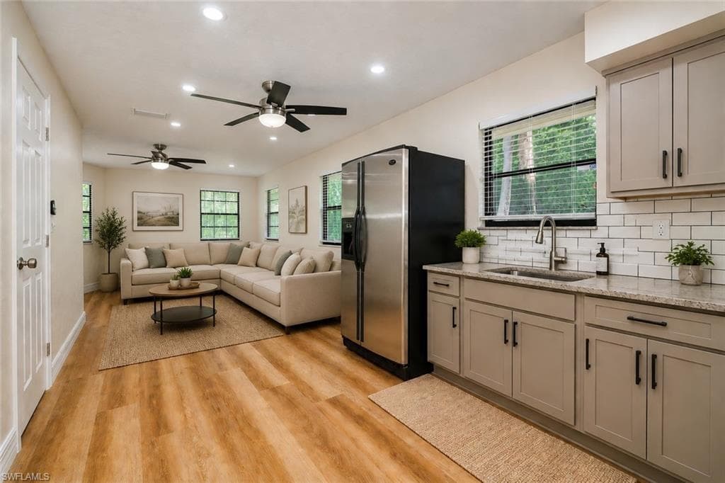16571 Marc Allen DR-27