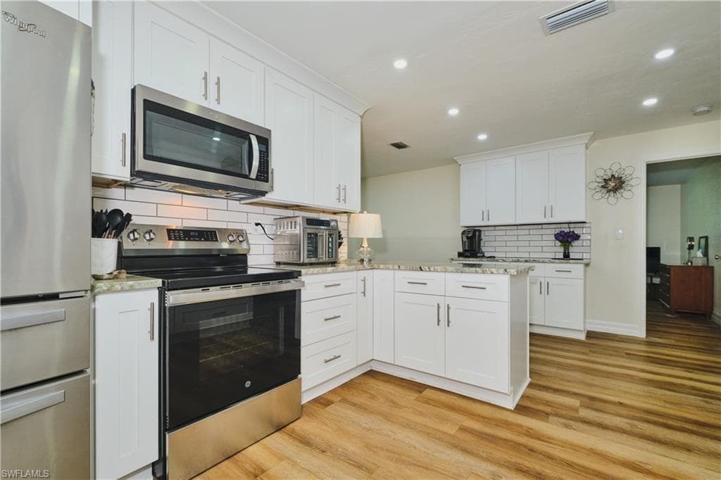 16571 Marc Allen DR-9