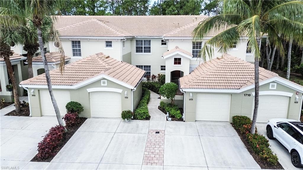 1710 Tarpon Bay DR S 4-1
