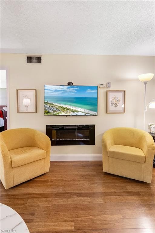 200 Valley Stream DR 4B-6