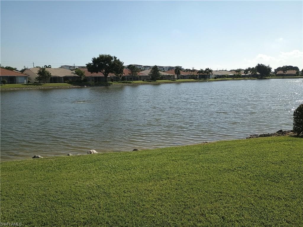 6820 Lone Oak BLVD-23