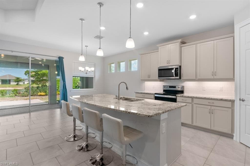 719 HEATHER LAKE AVE-17