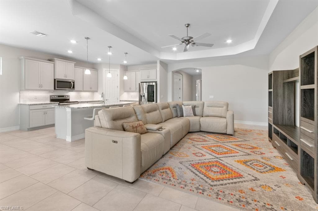 719 HEATHER LAKE AVE-12