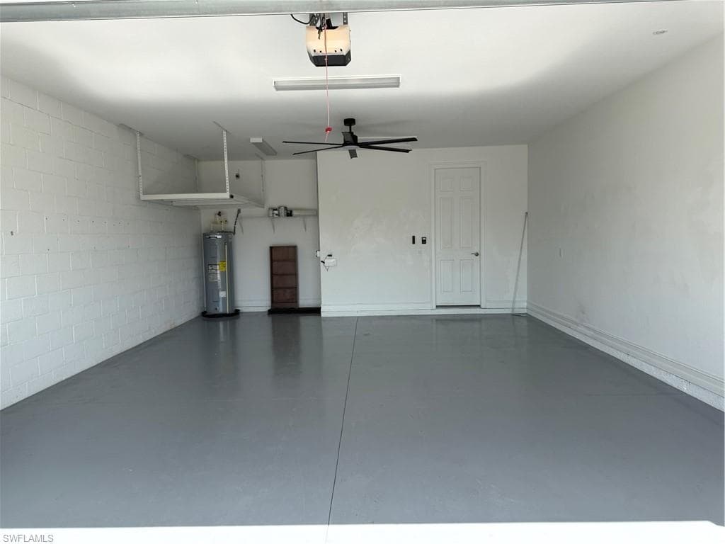 719 HEATHER LAKE AVE-32