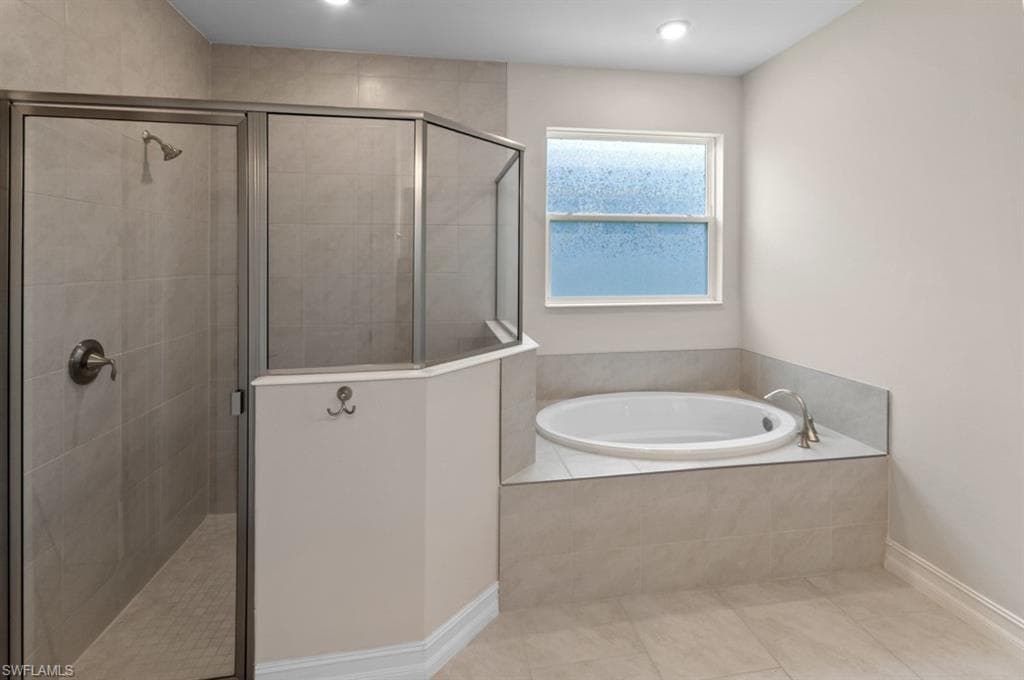 719 HEATHER LAKE AVE-19