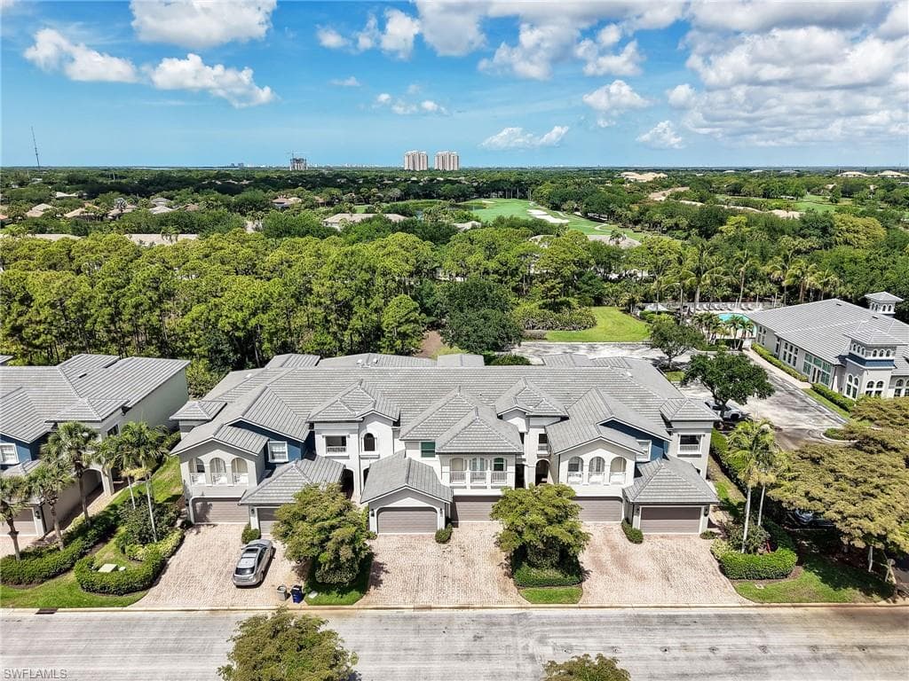 21522 Baccarat LN 102-4