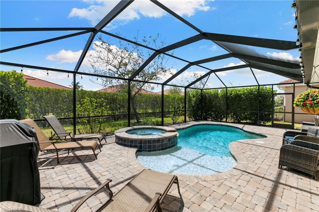 3215 Birchin LN-1